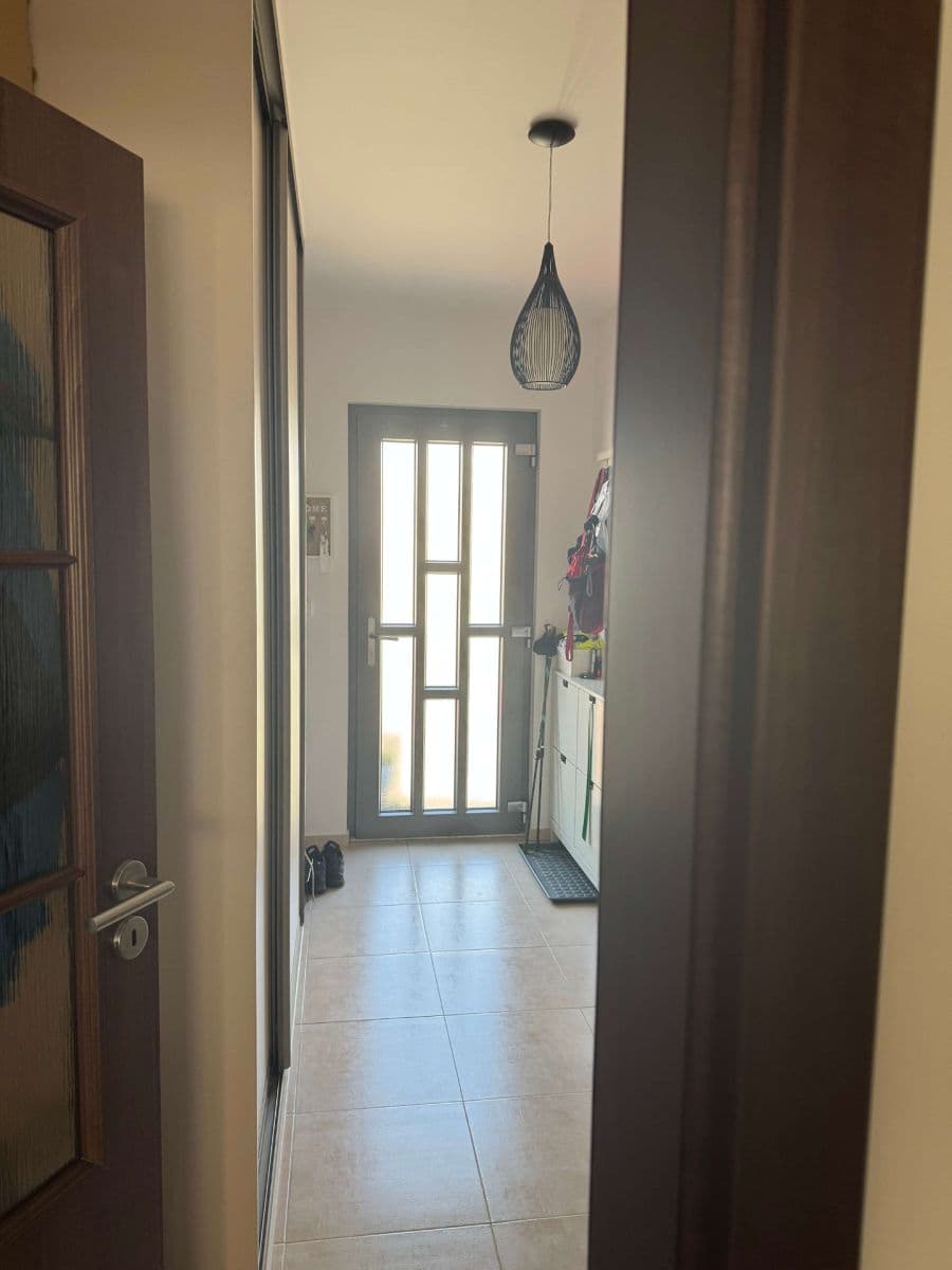 Predaj domu 104 m², pozemek 303 m², Tři Vršky, Králův Dvůr, Středočeský kraj Predaj domu 104 m², pozemek 303 m², Tři Vršky, Králův Dvůr, Středočeský kraj