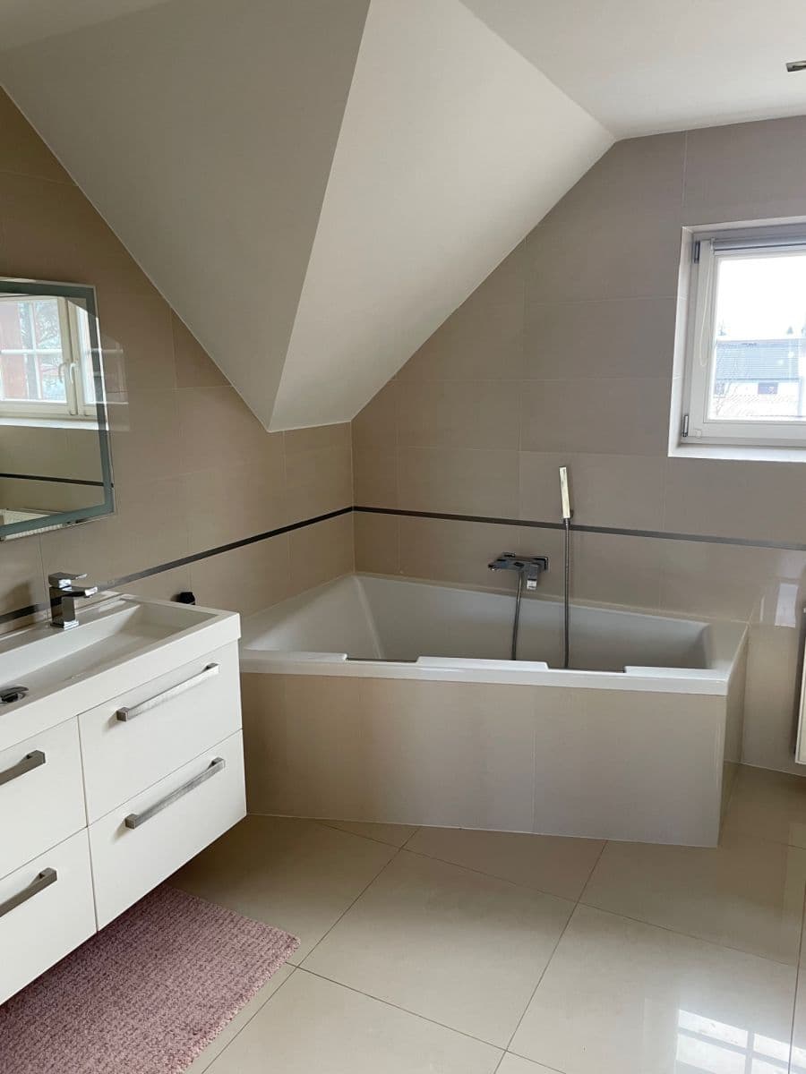 Predaj domu 120 m², pozemek 2.800 m², Havlíčkova, Javorník, Olomoucký kraj Predaj domu 120 m², pozemek 2.800 m², Havlíčkova, Javorník, Olomoucký kraj