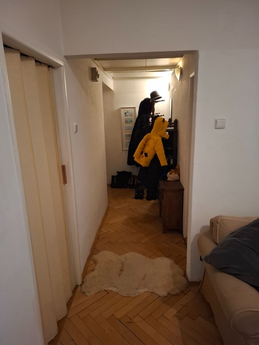 Prenájom bytu 3-izbový 72 m², Zelenky-Hajského, Praha, Praha Prenájom bytu 3-izbový 72 m², Zelenky-Hajského, Praha, Praha