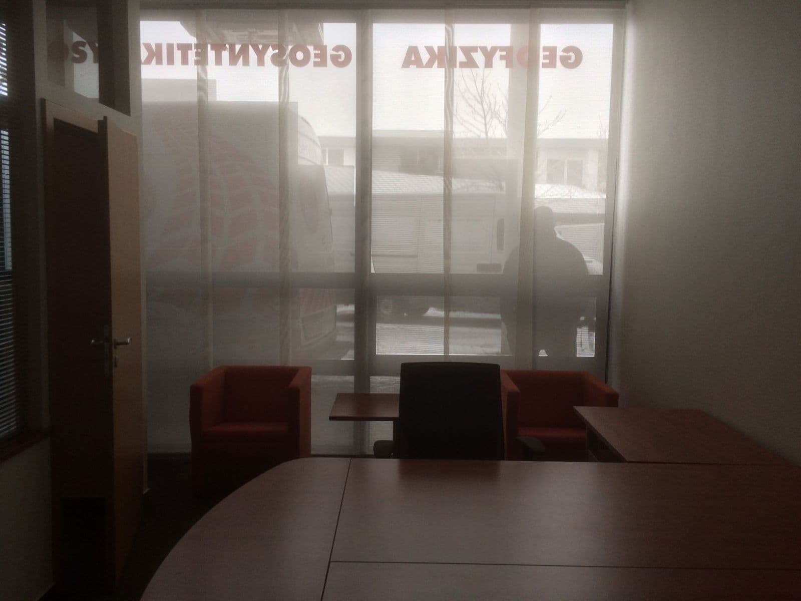 Prenájom kancelárie 48 m², Zadunajská cesta, Petržalka, Bratislavský kraj Prenájom kancelárie 48 m², Zadunajská cesta, Petržalka, Bratislavský kraj