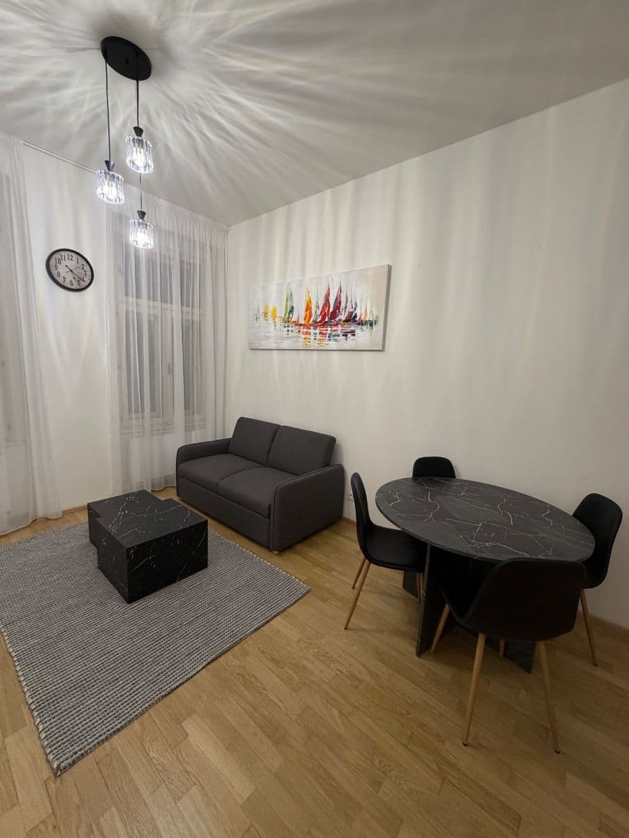 Predaj bytu 1-izbový 40 m², Bořivojova, Praha, Praha Predaj bytu 1-izbový 40 m², Bořivojova, Praha, Praha