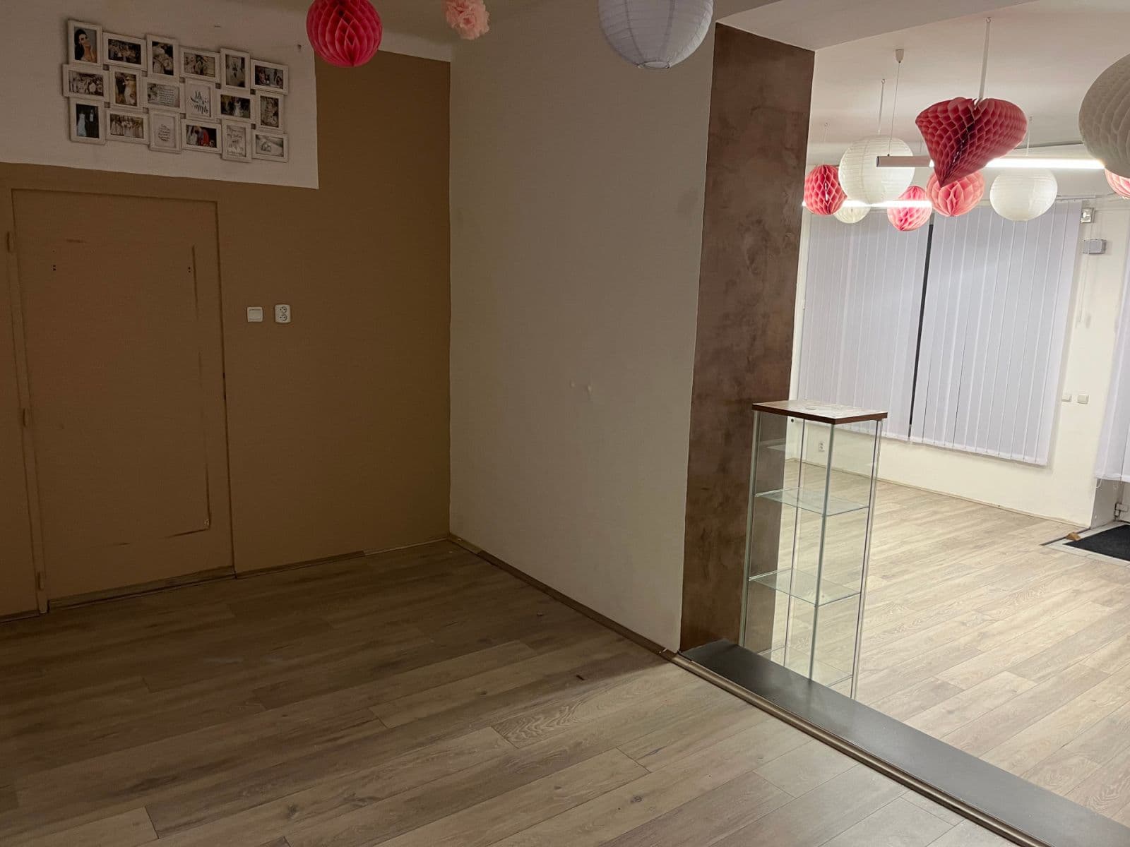 Prenájom nebytového priestoru 73 m², 5. května, Praha, Praha Prenájom nebytového priestoru 73 m², 5. května, Praha, Praha