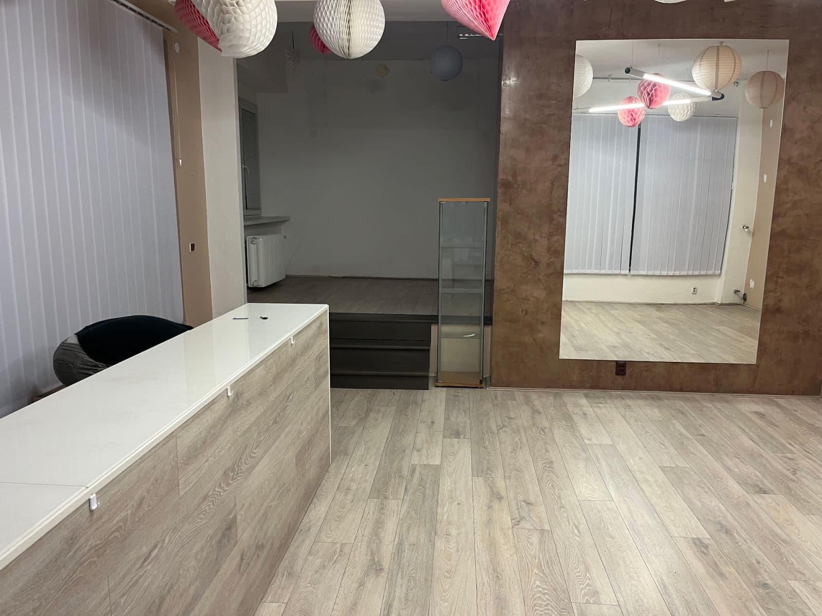 Prenájom nebytového priestoru 73 m², 5. května, Praha, Praha Prenájom nebytového priestoru 73 m², 5. května, Praha, Praha