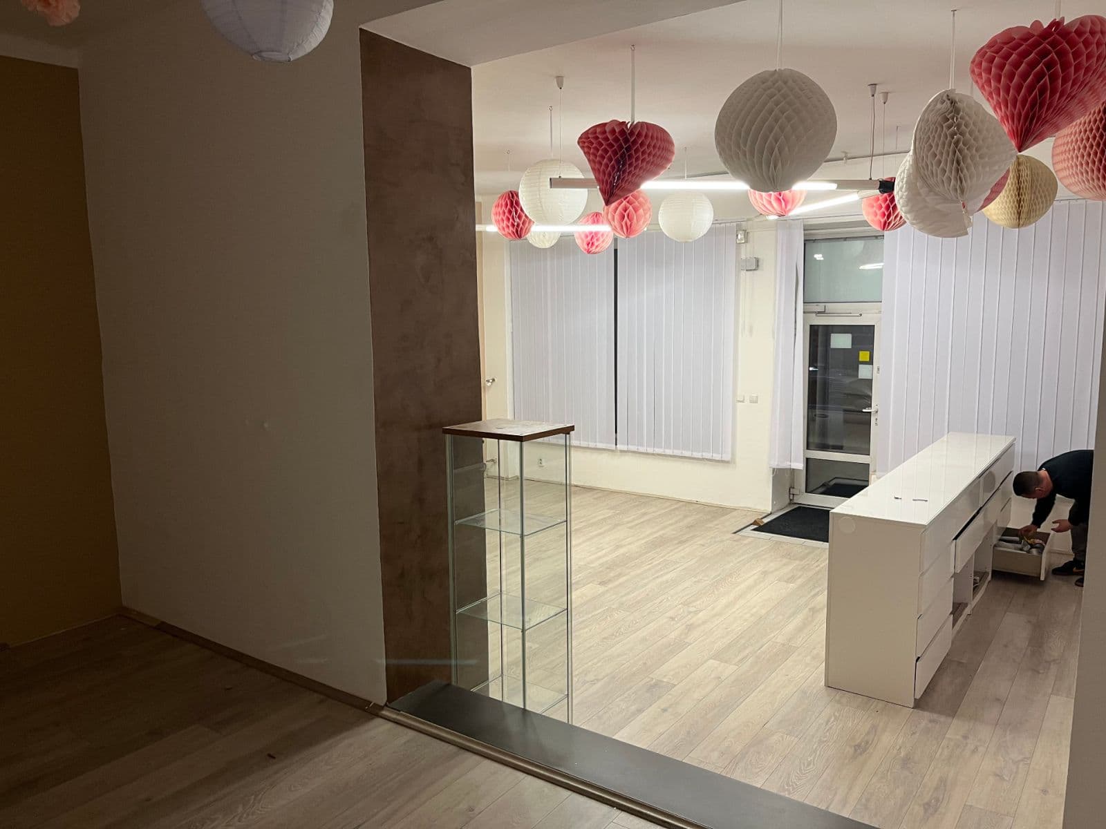 Prenájom nebytového priestoru 73 m², 5. května, Praha, Praha Prenájom nebytového priestoru 73 m², 5. května, Praha, Praha