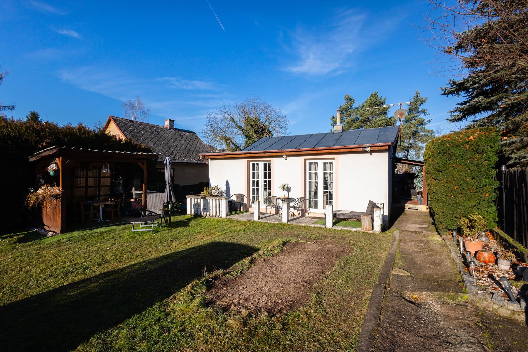 Predaj domu 69 m², pozemek 398 m², Čibuzská, Praha, Praha Predaj domu 69 m², pozemek 398 m², Čibuzská, Praha, Praha