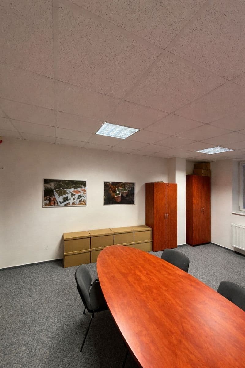 Prenájom kancelárie 32 m², Purkyňova, Brno, Jihomoravský kraj Prenájom kancelárie 32 m², Purkyňova, Brno, Jihomoravský kraj