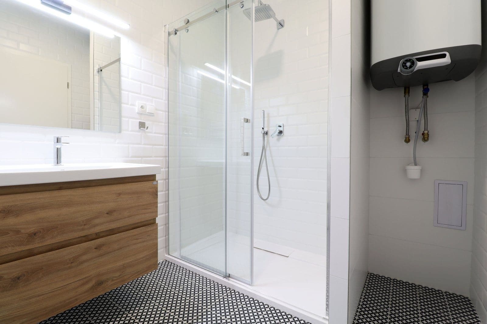 Prenájom bytu 2-izbový 75 m², Křižíkova, Praha, Praha Prenájom bytu 2-izbový 75 m², Křižíkova, Praha, Praha