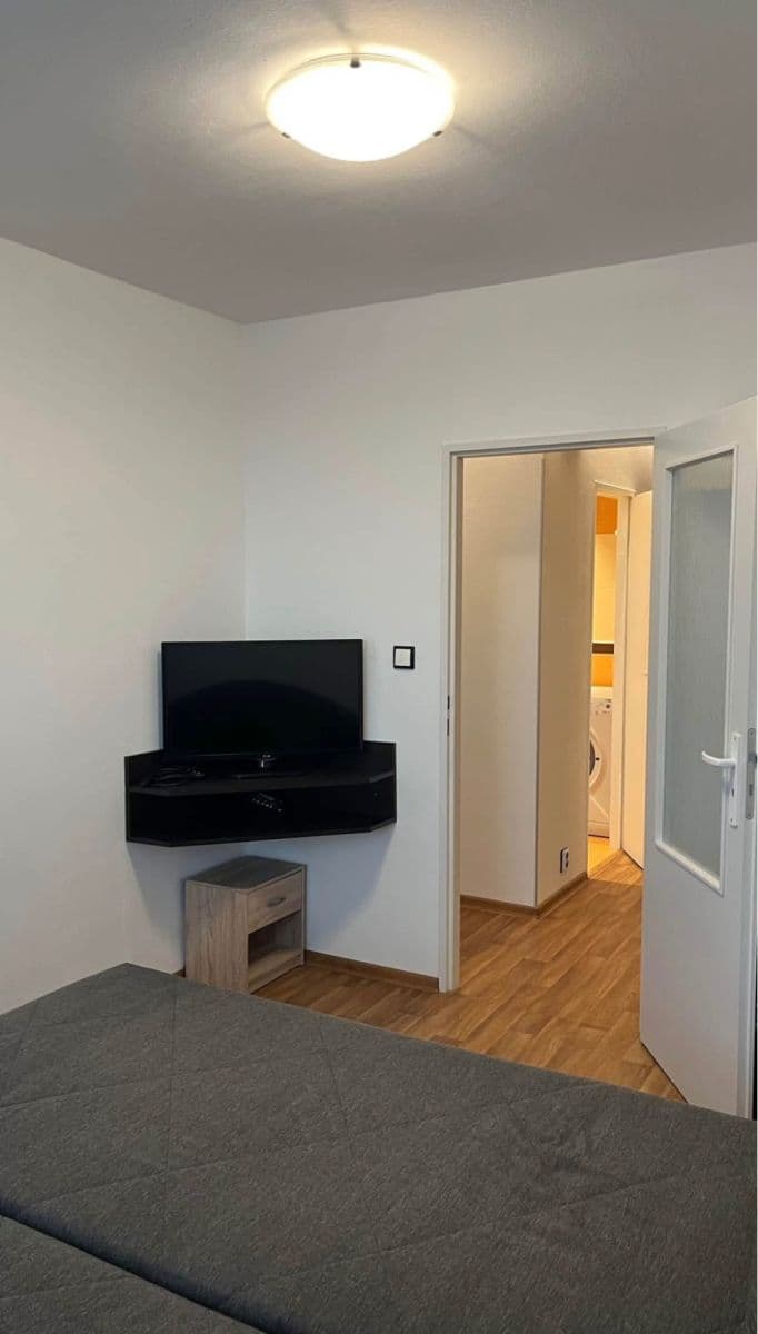 Prenájom bytu 2-izbový 39 m², Pujmanové, Praha, Praha Prenájom bytu 2-izbový 39 m², Pujmanové, Praha, Praha