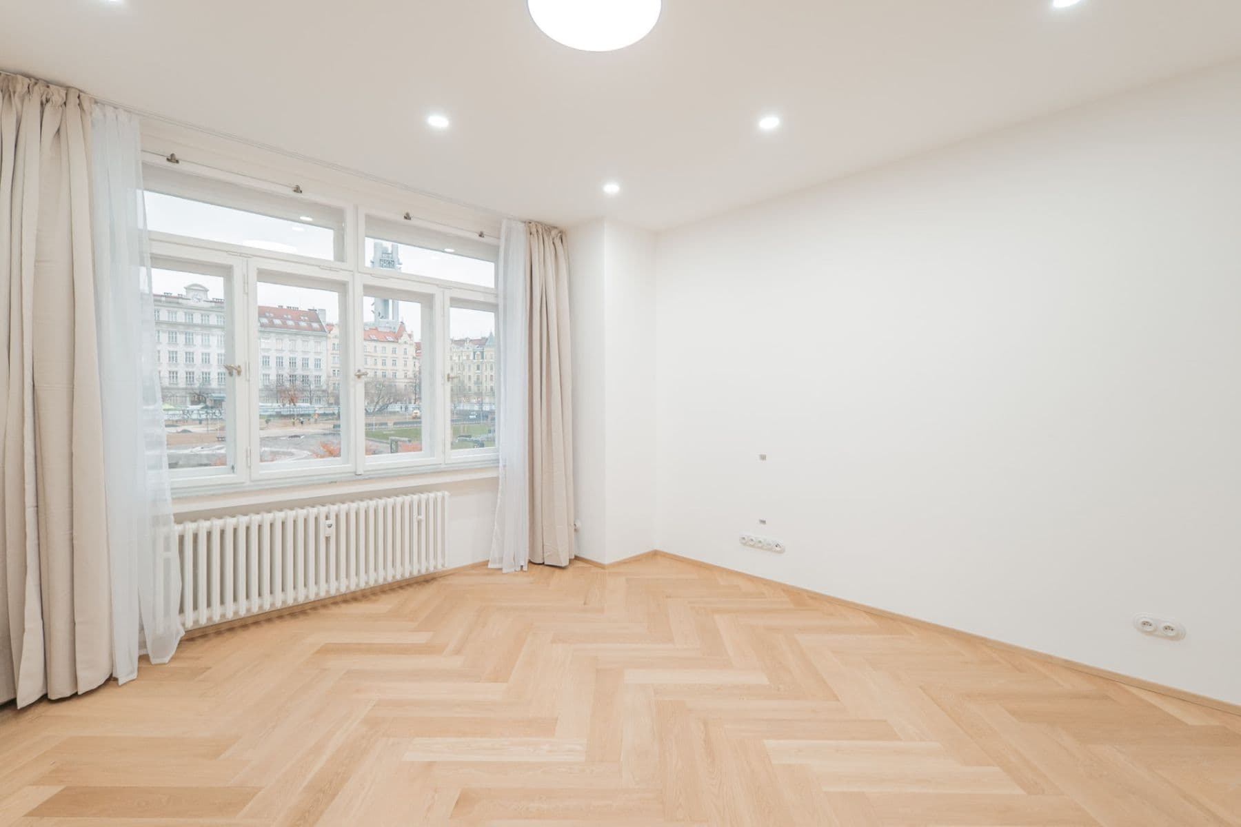 Prenájom bytu 2-izbový 55 m², U Vodárny, Praha, Praha Prenájom bytu 2-izbový 55 m², U Vodárny, Praha, Praha
