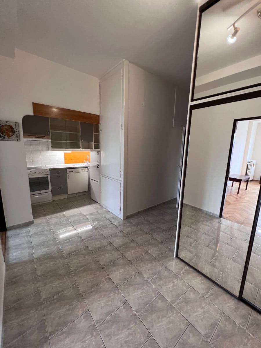 Predaj bytu 3-izbový 78 m², Dělnická, Praha, Praha Predaj bytu 3-izbový 78 m², Dělnická, Praha, Praha
