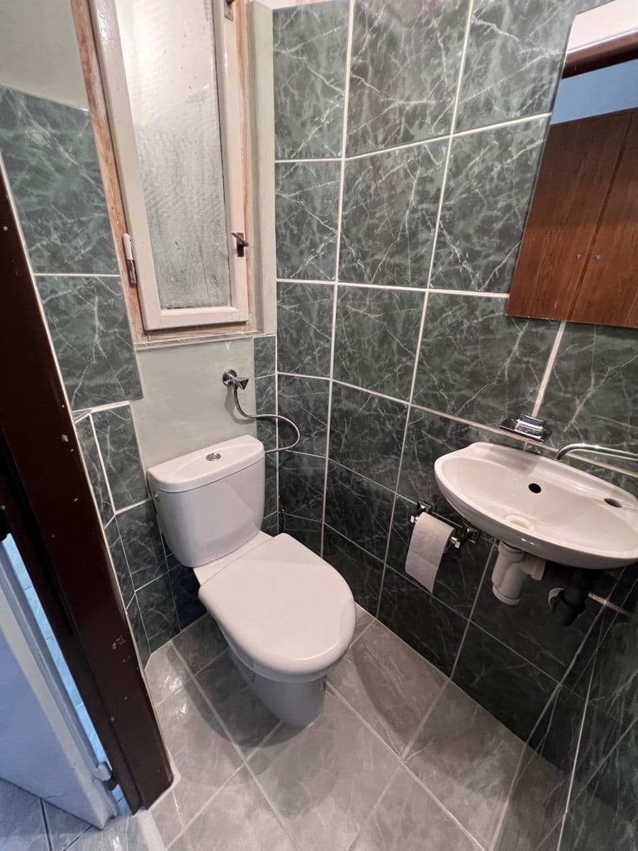 Predaj bytu 3-izbový 78 m², Dělnická, Praha, Praha Predaj bytu 3-izbový 78 m², Dělnická, Praha, Praha