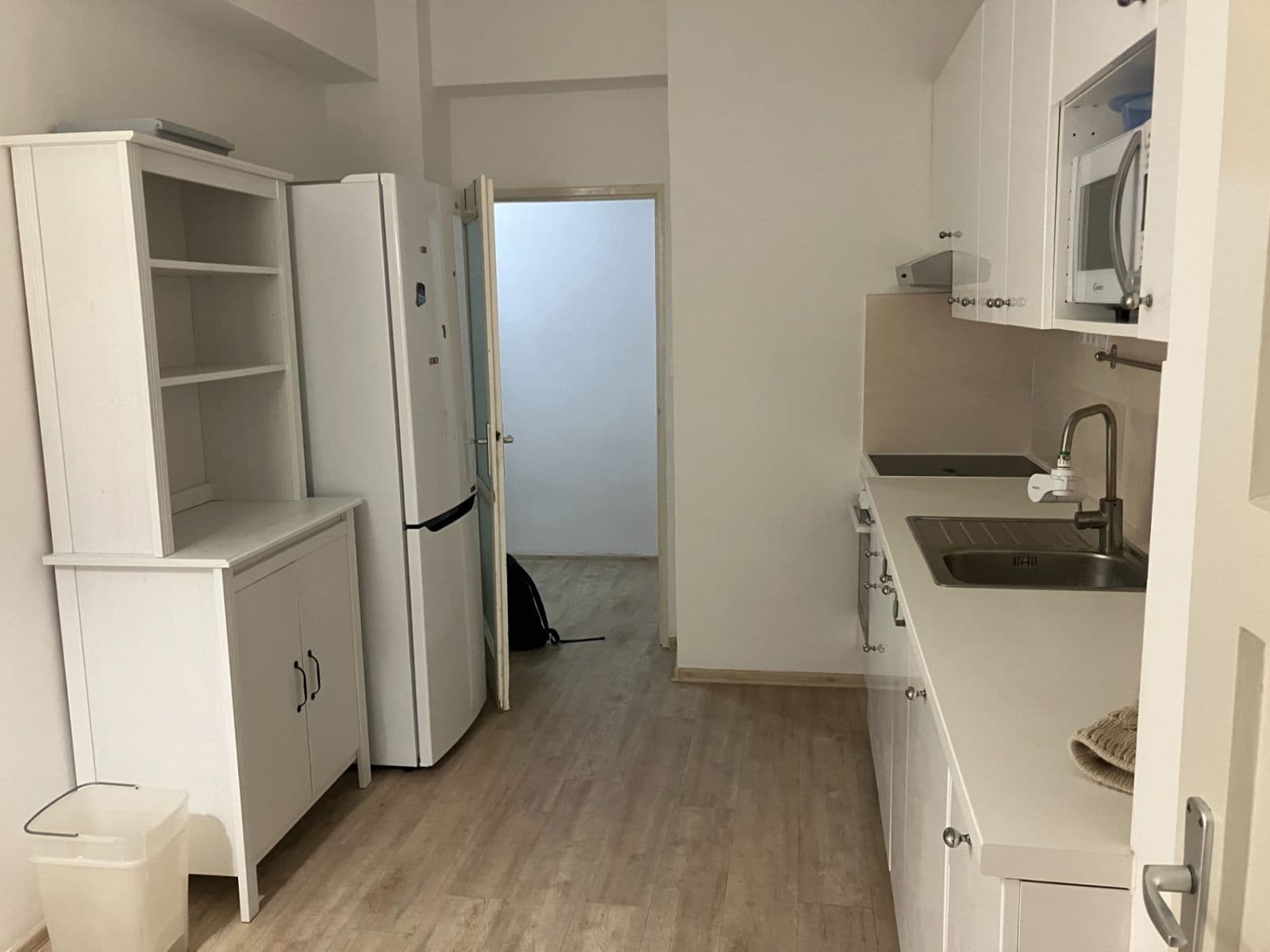 Prenájom bytu 3-izbový 72 m², Lvovská, Praha, Praha Prenájom bytu 3-izbový 72 m², Lvovská, Praha, Praha