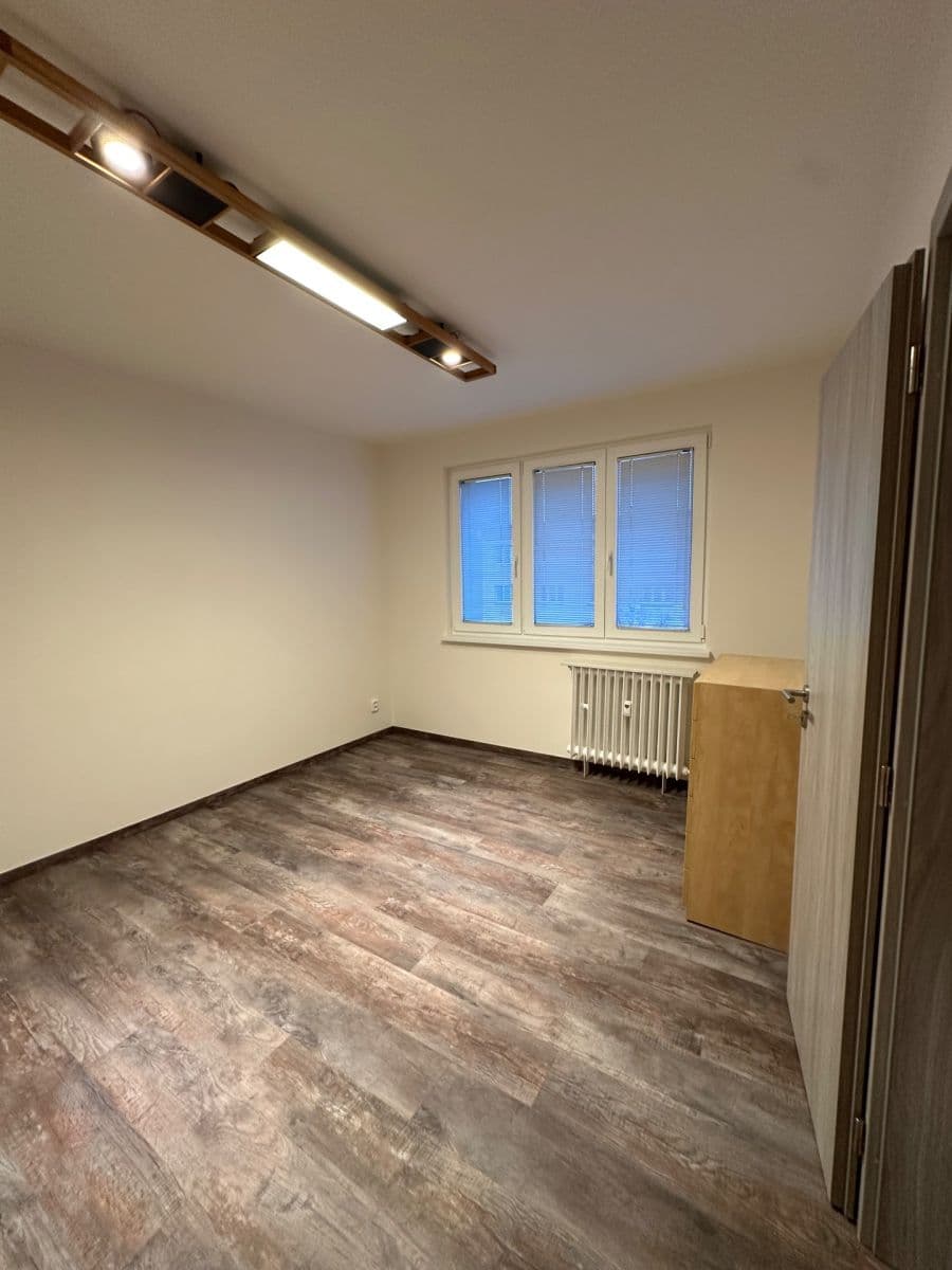 Prenájom bytu 2-izbový 56 m², Arabská, Praha, Praha Prenájom bytu 2-izbový 56 m², Arabská, Praha, Praha