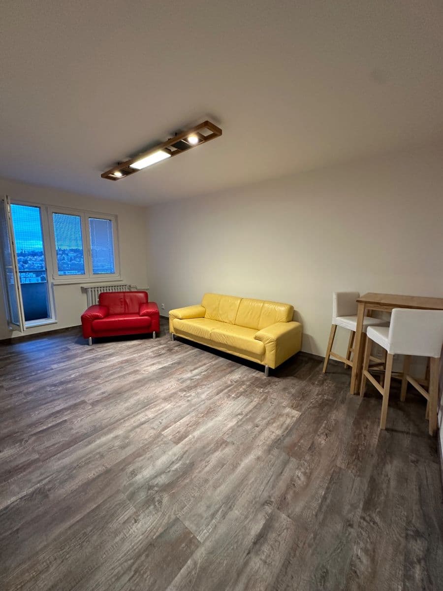 Prenájom bytu 2-izbový 56 m², Arabská, Praha, Praha Prenájom bytu 2-izbový 56 m², Arabská, Praha, Praha