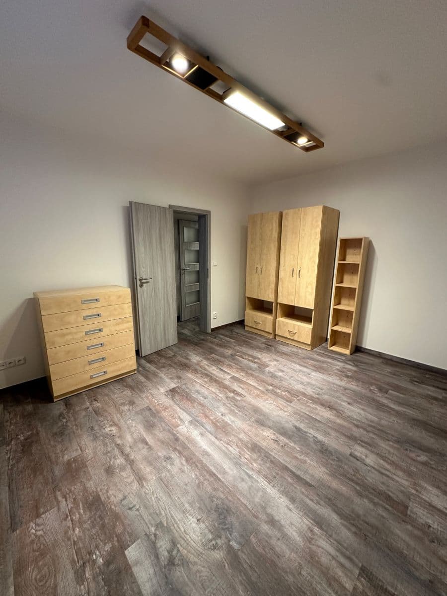 Prenájom bytu 2-izbový 56 m², Arabská, Praha, Praha Prenájom bytu 2-izbový 56 m², Arabská, Praha, Praha