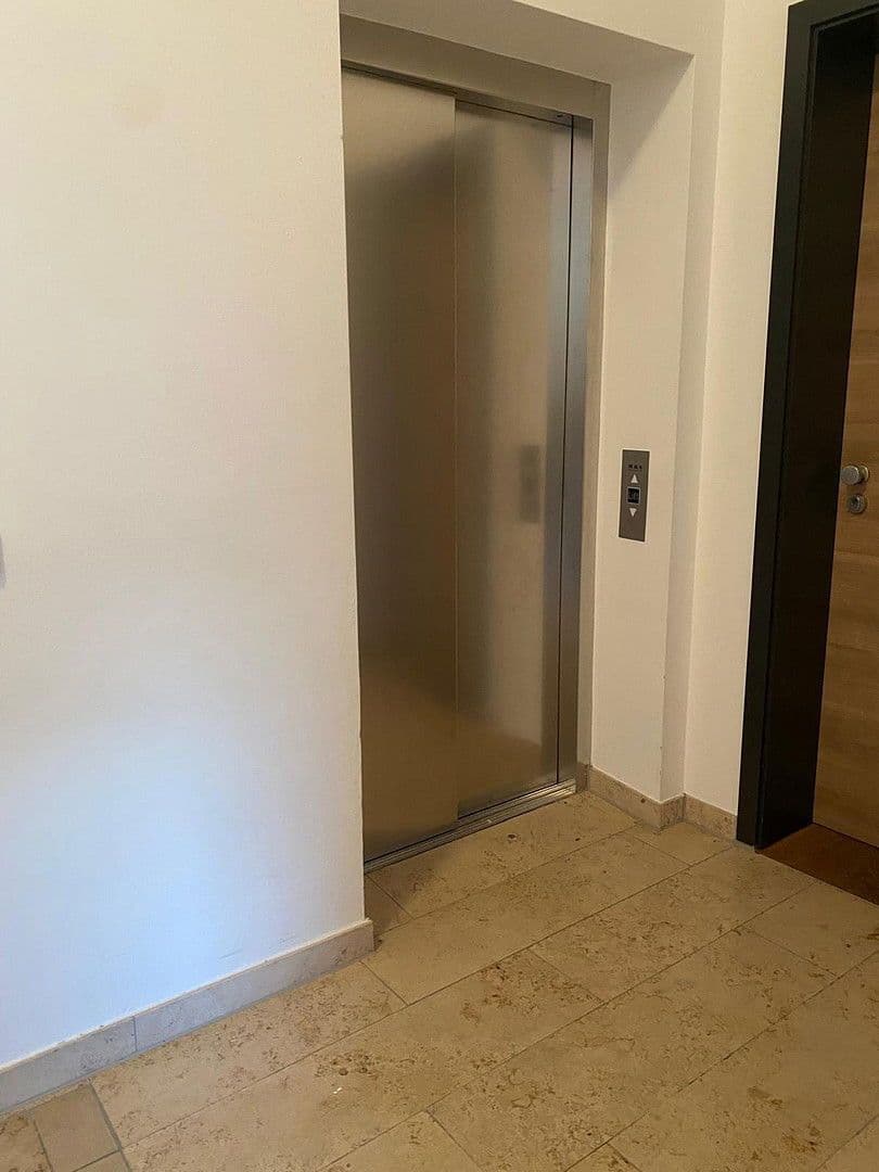 Prenájom kancelárie 128 m², Werth 58, Wuppertal, Severné Porýnie - Westfálsko Prenájom kancelárie 128 m², Werth 58, Wuppertal, Severné Porýnie - Westfálsko