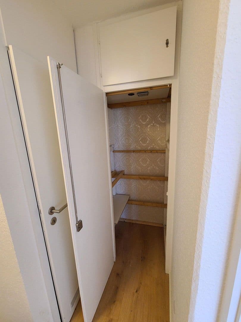 Prenájom bytu 2-izbový 73 m², Siemensstraße 10, Darmstadt, Hesensko Prenájom bytu 2-izbový 73 m², Siemensstraße 10, Darmstadt, Hesensko