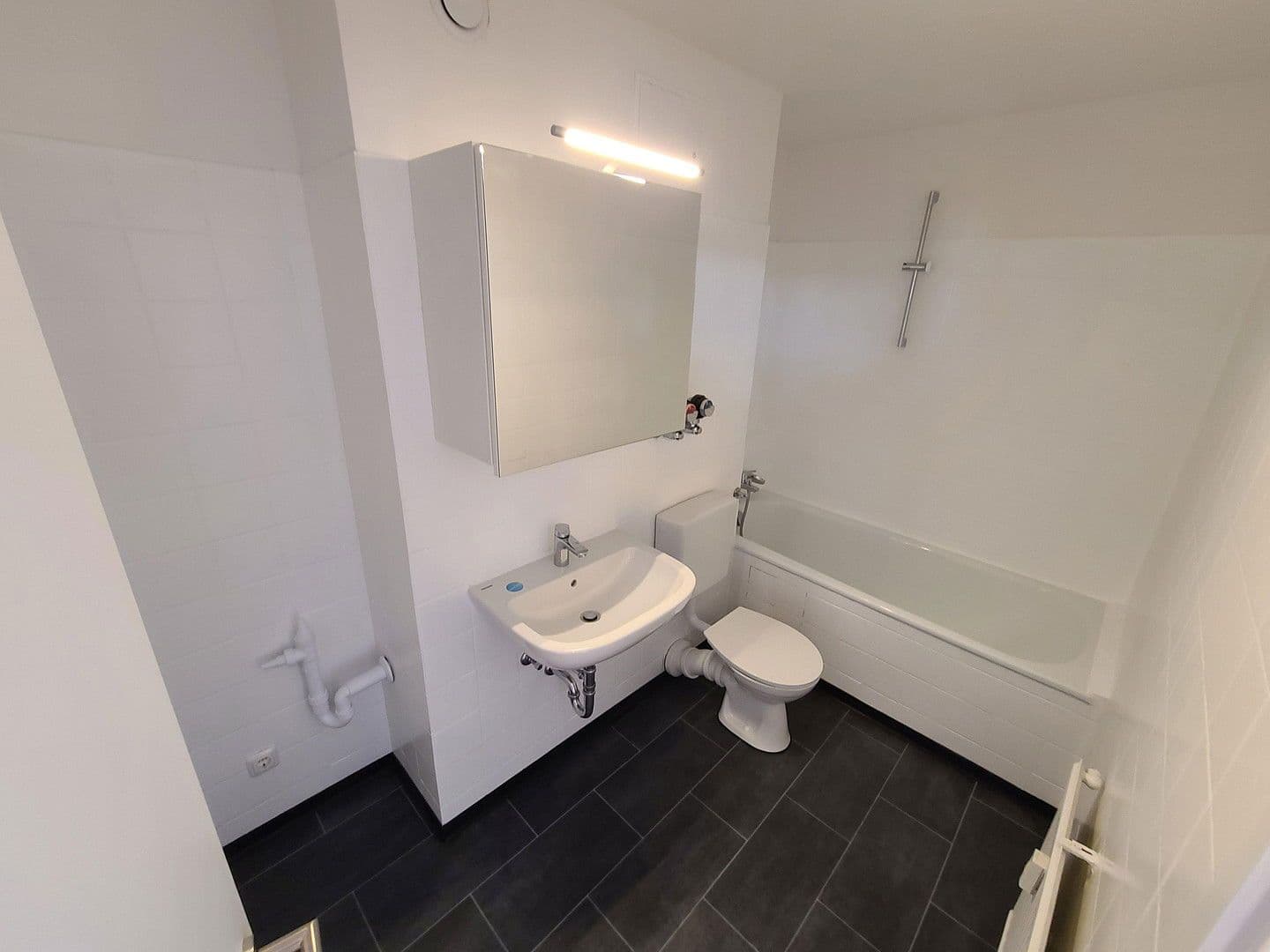 Prenájom bytu 2-izbový 73 m², Siemensstraße 10, Darmstadt, Hesensko Prenájom bytu 2-izbový 73 m², Siemensstraße 10, Darmstadt, Hesensko