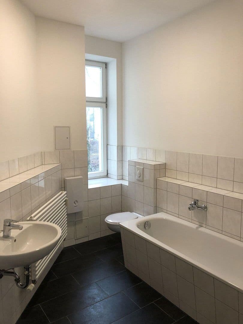 Prenájom kancelárie 101 m², Gustav-Adolf-Str. 1, Berlin, Berlín Prenájom kancelárie 101 m², Gustav-Adolf-Str. 1, Berlin, Berlín