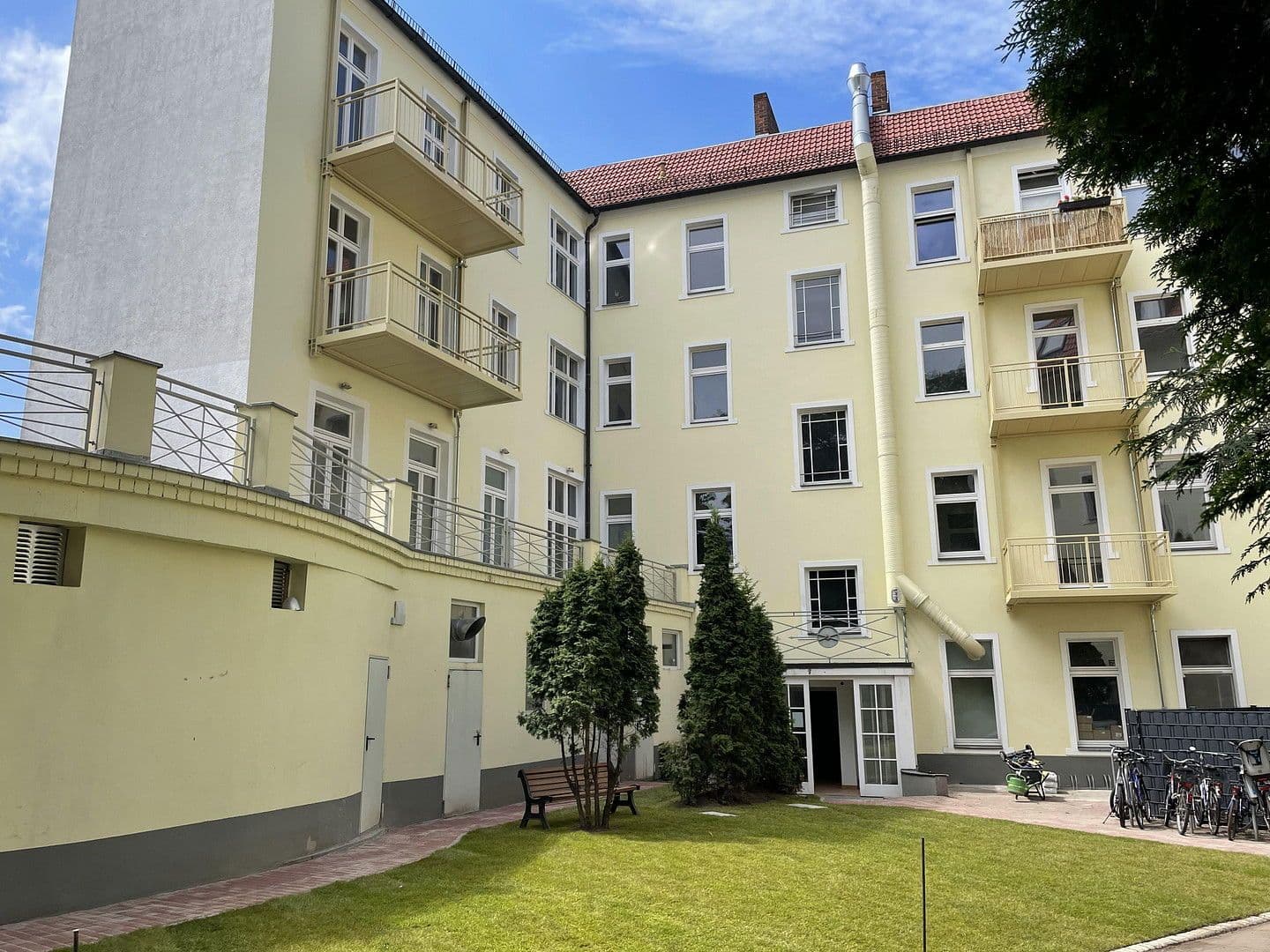 Prenájom kancelárie 101 m², Gustav-Adolf-Str. 1, Berlin, Berlín Prenájom kancelárie 101 m², Gustav-Adolf-Str. 1, Berlin, Berlín