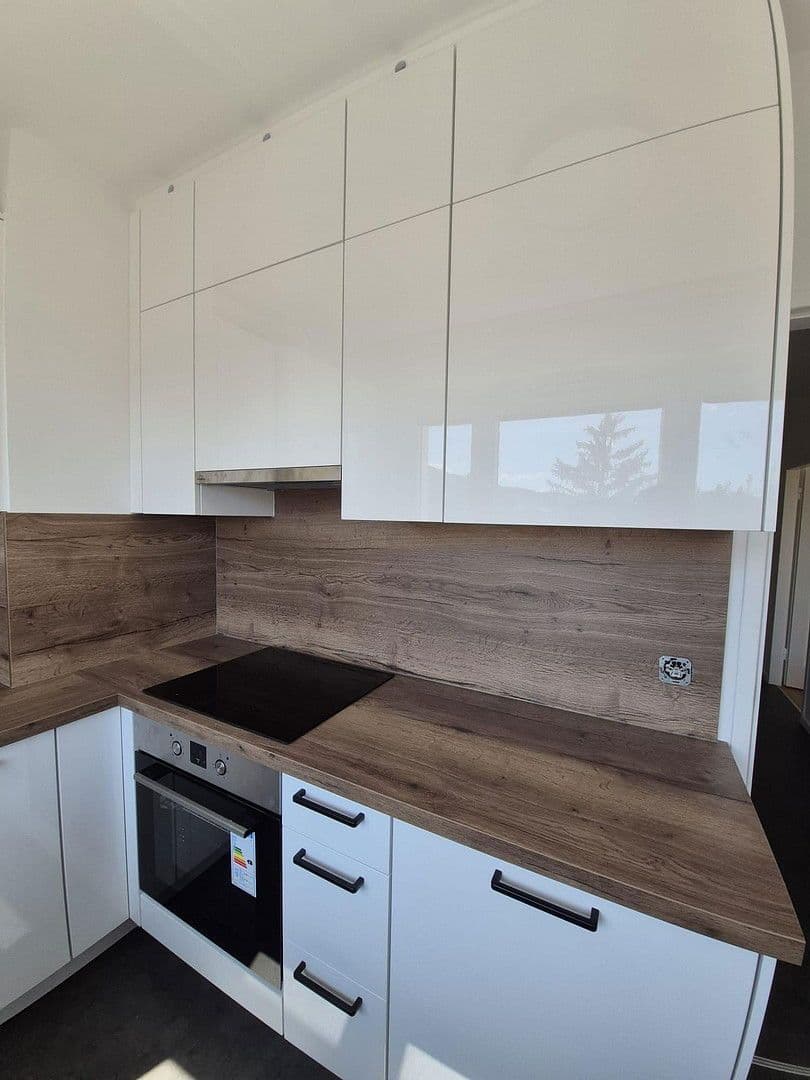 Prenájom bytu 2-izbový 63 m², Maria Enzersdorf, Dolné Rakúsko Prenájom bytu 2-izbový 63 m², Maria Enzersdorf, Dolné Rakúsko