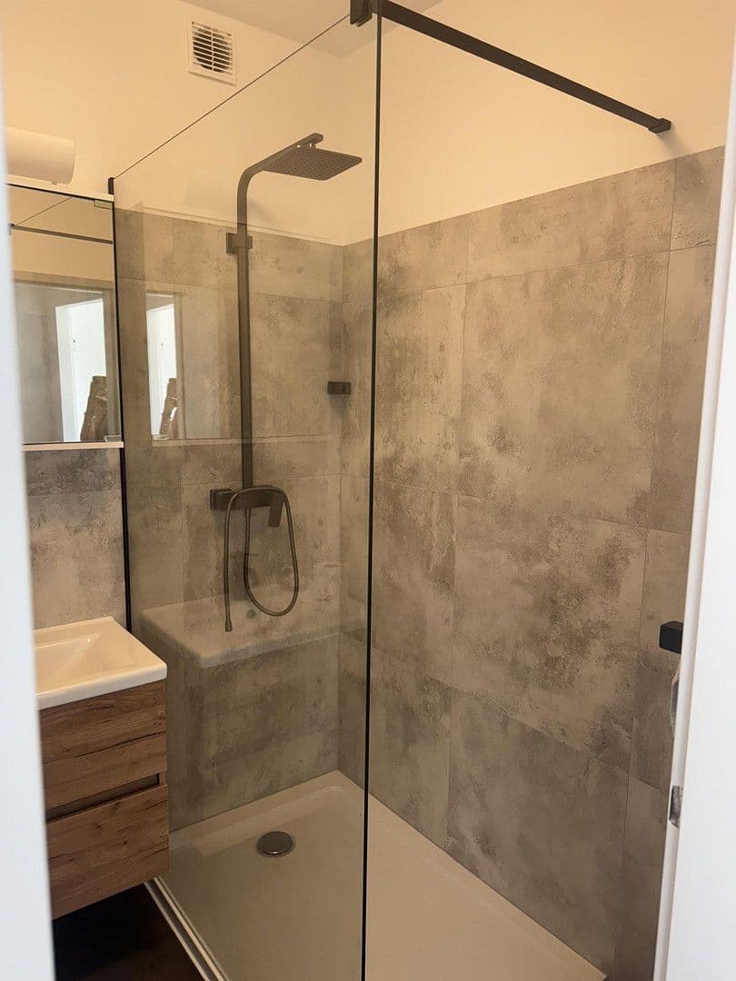 Prenájom bytu 2-izbový 63 m², Maria Enzersdorf, Dolné Rakúsko Prenájom bytu 2-izbový 63 m², Maria Enzersdorf, Dolné Rakúsko