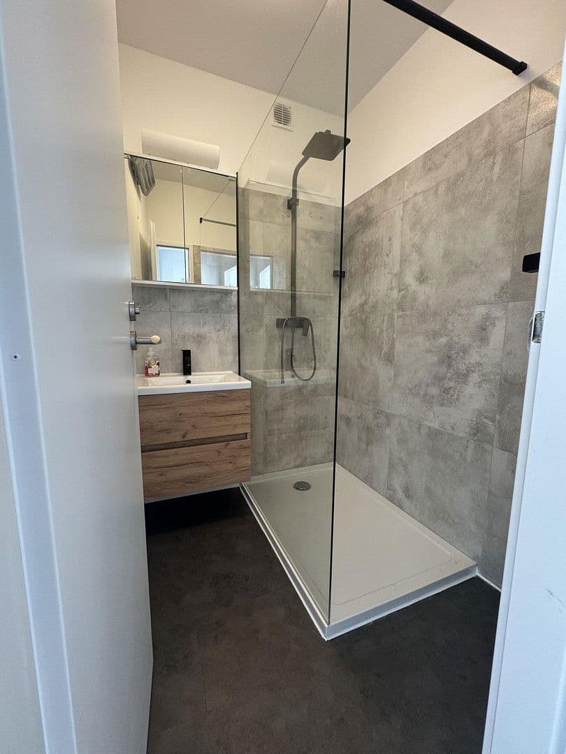 Prenájom bytu 2-izbový 63 m², Maria Enzersdorf, Dolné Rakúsko Prenájom bytu 2-izbový 63 m², Maria Enzersdorf, Dolné Rakúsko