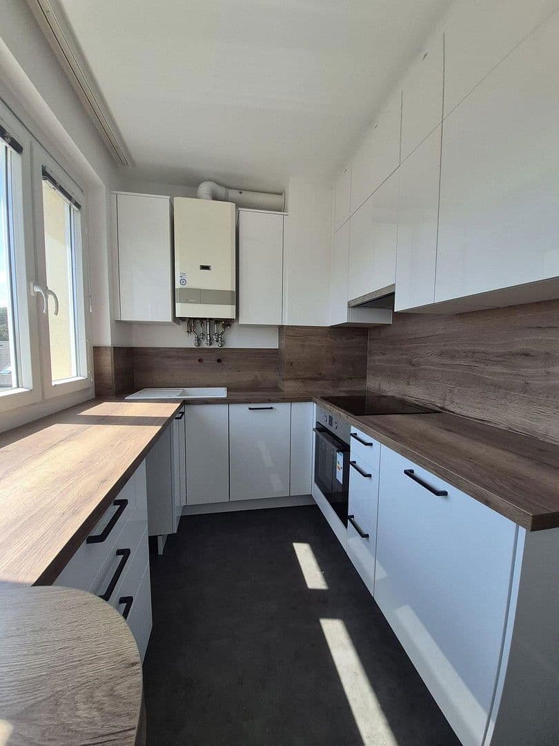 Prenájom bytu 2-izbový 63 m², Maria Enzersdorf, Dolné Rakúsko Prenájom bytu 2-izbový 63 m², Maria Enzersdorf, Dolné Rakúsko