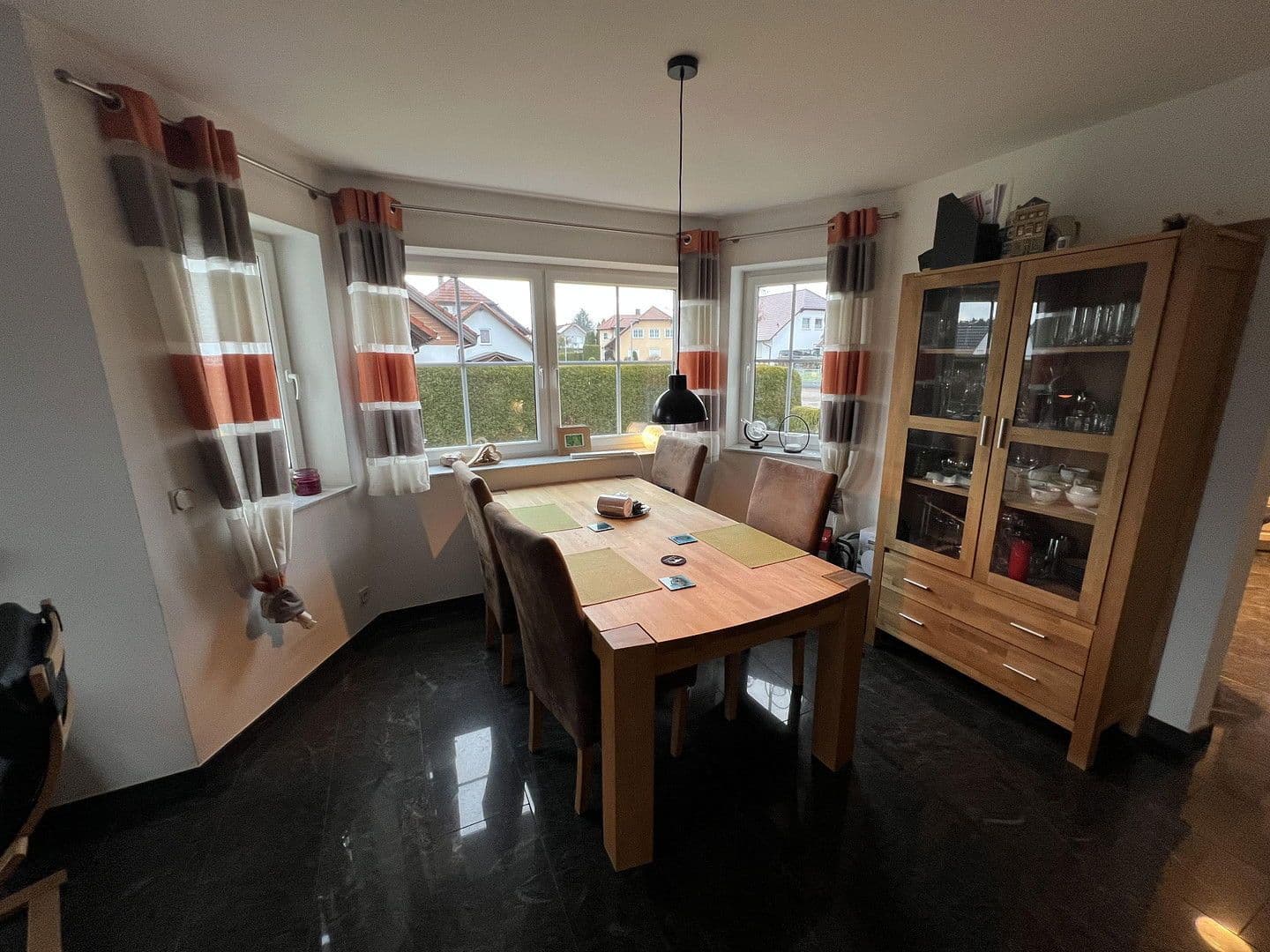 Predaj domu 227 m², pozemek 978 m², Fichtenau, Bádensko-Wurttembersko Predaj domu 227 m², pozemek 978 m², Fichtenau, Bádensko-Wurttembersko