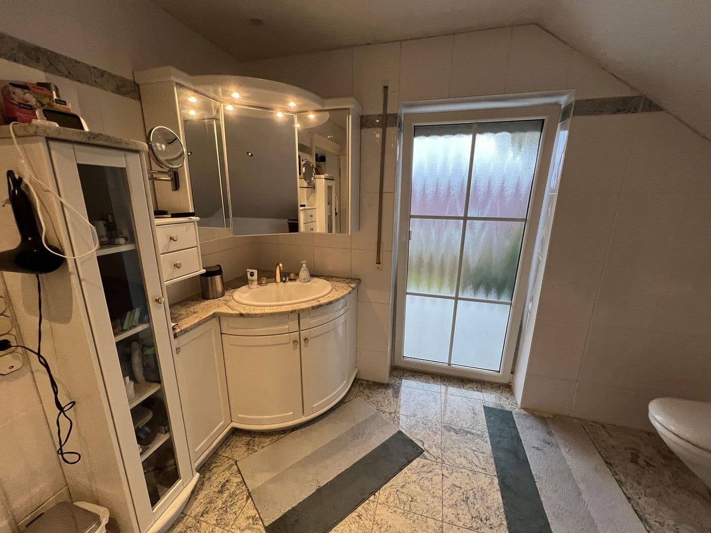 Predaj domu 227 m², pozemek 978 m², Fichtenau, Bádensko-Wurttembersko Predaj domu 227 m², pozemek 978 m², Fichtenau, Bádensko-Wurttembersko