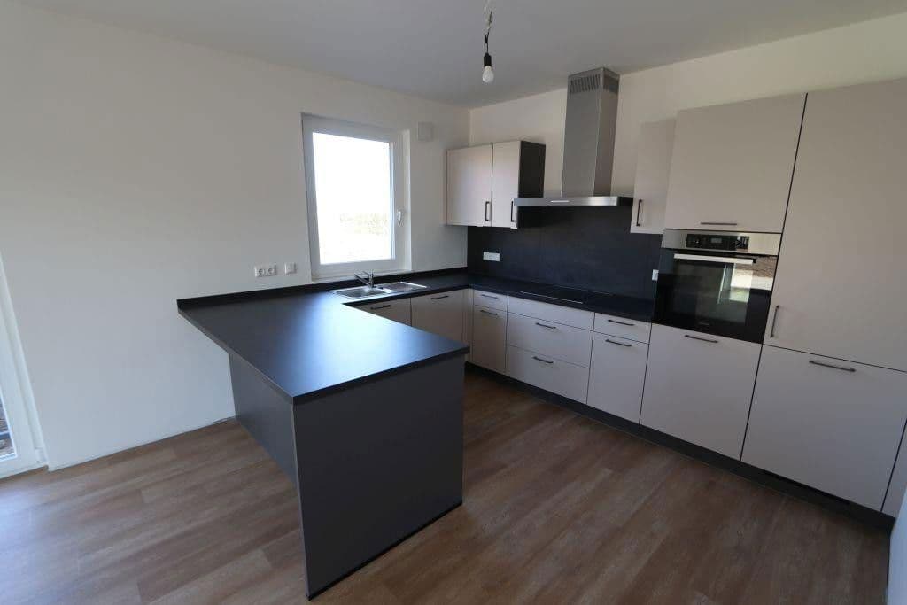 Prenájom domu 119 m², pozemek 512 m², Woltersdorf, Šlezvicko-Holštajnsko Prenájom domu 119 m², pozemek 512 m², Woltersdorf, Šlezvicko-Holštajnsko