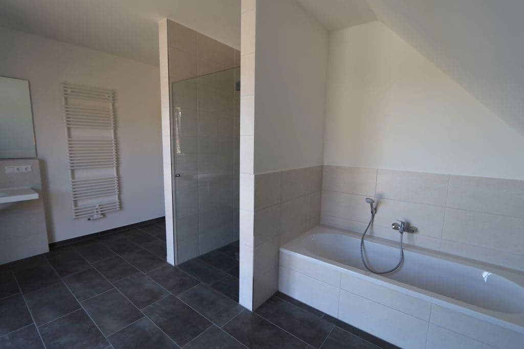 Prenájom domu 119 m², pozemek 512 m², Woltersdorf, Šlezvicko-Holštajnsko Prenájom domu 119 m², pozemek 512 m², Woltersdorf, Šlezvicko-Holštajnsko