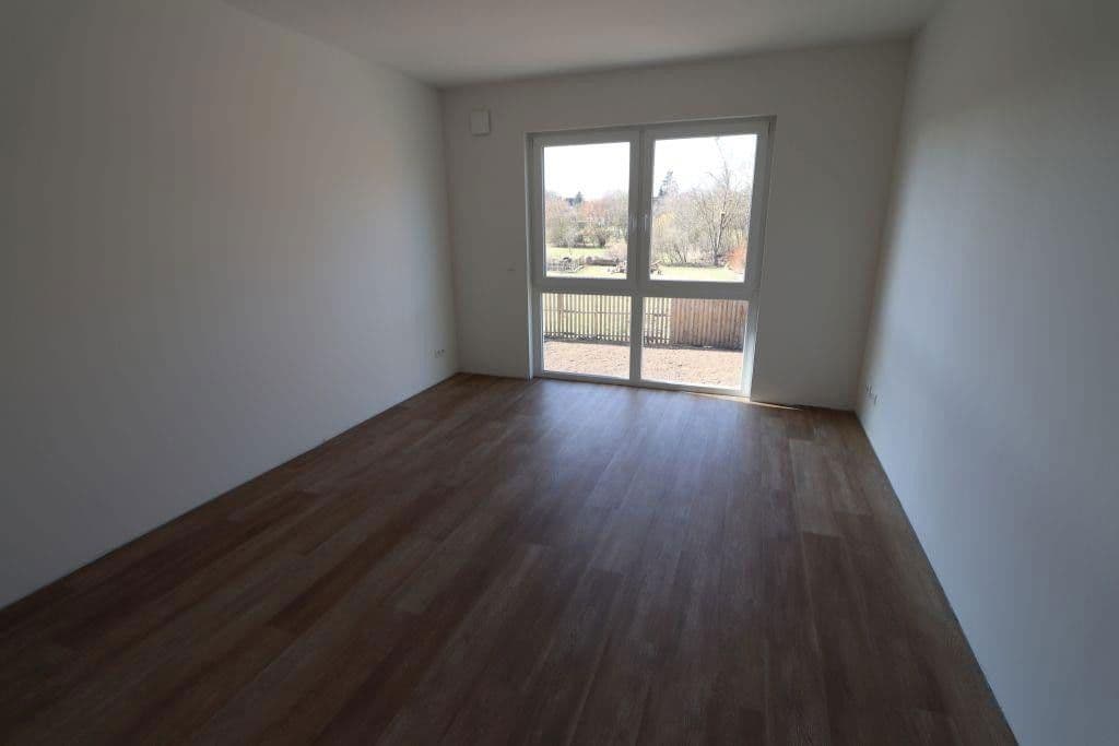 Prenájom domu 119 m², pozemek 512 m², Woltersdorf, Šlezvicko-Holštajnsko Prenájom domu 119 m², pozemek 512 m², Woltersdorf, Šlezvicko-Holštajnsko