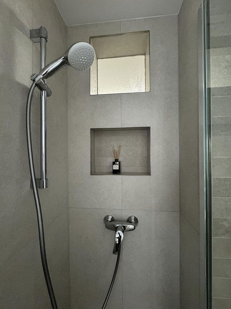 Prenájom bytu 1-izbový 36 m², Berlin, Berlín Prenájom bytu 1-izbový 36 m², Berlin, Berlín