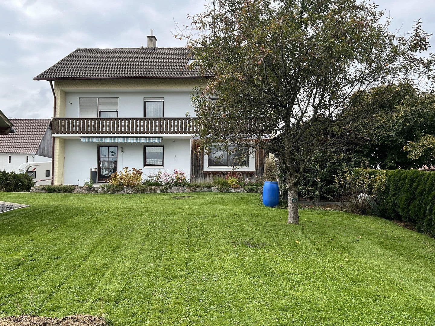 Predaj domu 250 m², pozemek 890 m², Holzgünz, Bavorsko Predaj domu 250 m², pozemek 890 m², Holzgünz, Bavorsko