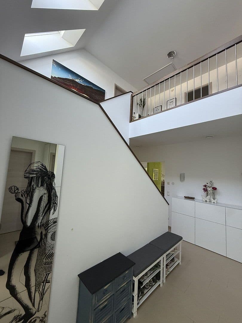 Predaj domu 220 m², pozemek 498 m², Kelsterbach, Hesensko Predaj domu 220 m², pozemek 498 m², Kelsterbach, Hesensko