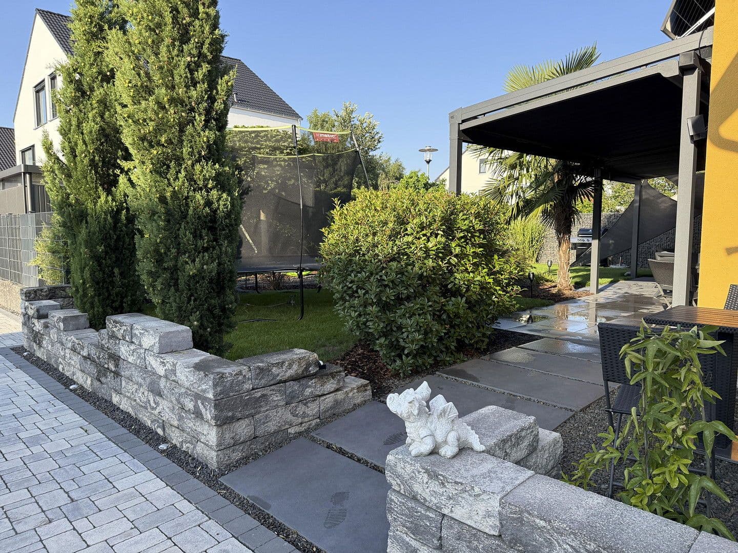 Predaj domu 220 m², pozemek 498 m², Kelsterbach, Hesensko Predaj domu 220 m², pozemek 498 m², Kelsterbach, Hesensko