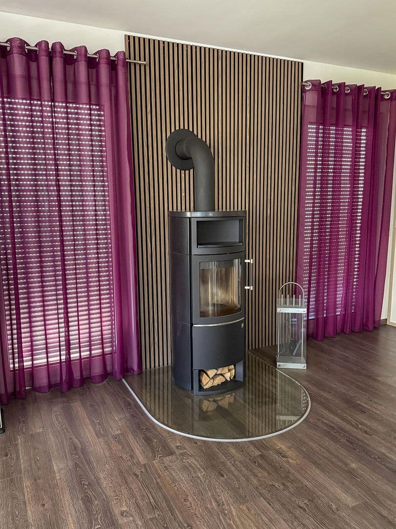 Predaj domu 220 m², pozemek 498 m², Kelsterbach, Hesensko Predaj domu 220 m², pozemek 498 m², Kelsterbach, Hesensko