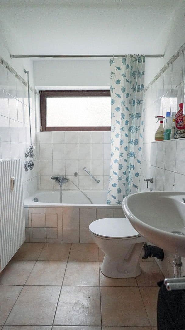 Predaj bytu 3-izbový 81 m², Reutlingen, Bádensko-Wurttembersko Predaj bytu 3-izbový 81 m², Reutlingen, Bádensko-Wurttembersko