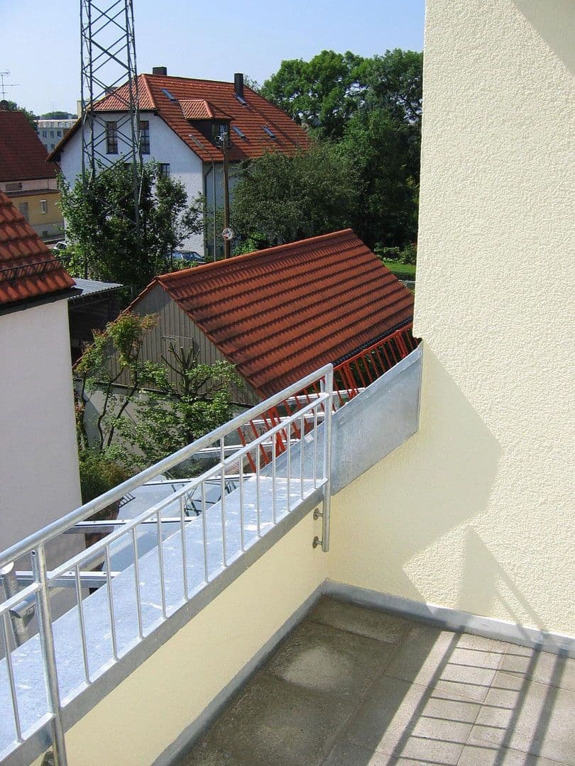 Prenájom bytu 3-izbový 82 m², Blumenstraße 23, Karlsfeld, Bavorsko Prenájom bytu 3-izbový 82 m², Blumenstraße 23, Karlsfeld, Bavorsko