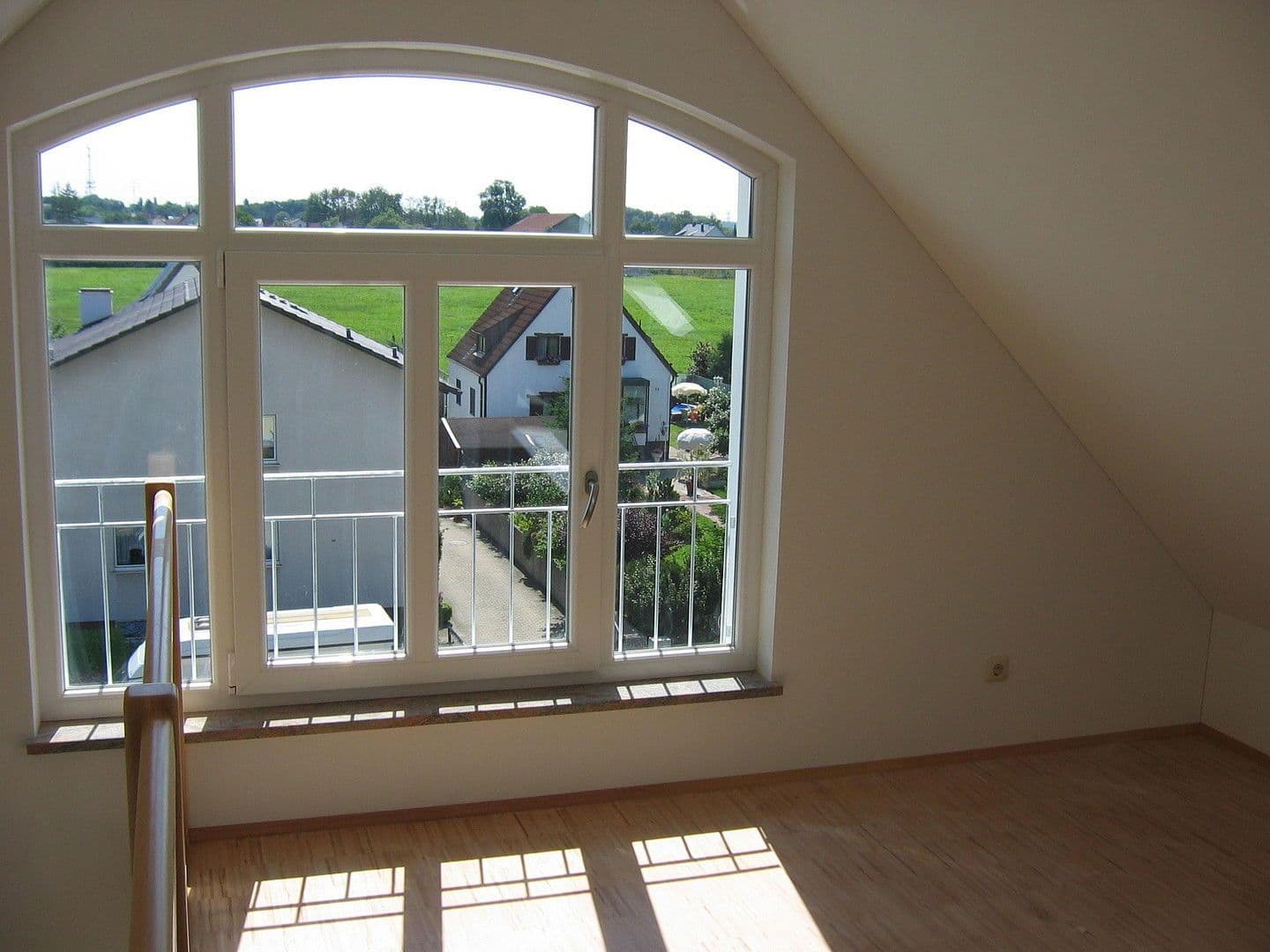 Prenájom bytu 3-izbový 82 m², Blumenstraße 23, Karlsfeld, Bavorsko Prenájom bytu 3-izbový 82 m², Blumenstraße 23, Karlsfeld, Bavorsko