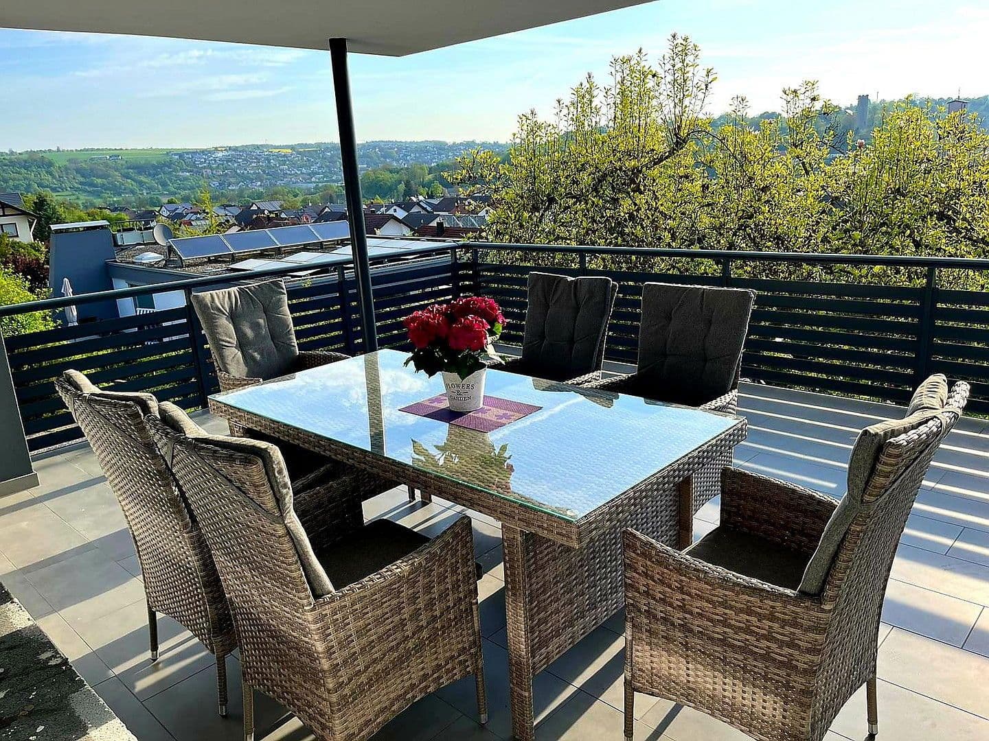 Predaj domu 292 m², pozemek 3.012 m², Herbolzheim, Bádensko-Wurttembersko Predaj domu 292 m², pozemek 3.012 m², Herbolzheim, Bádensko-Wurttembersko