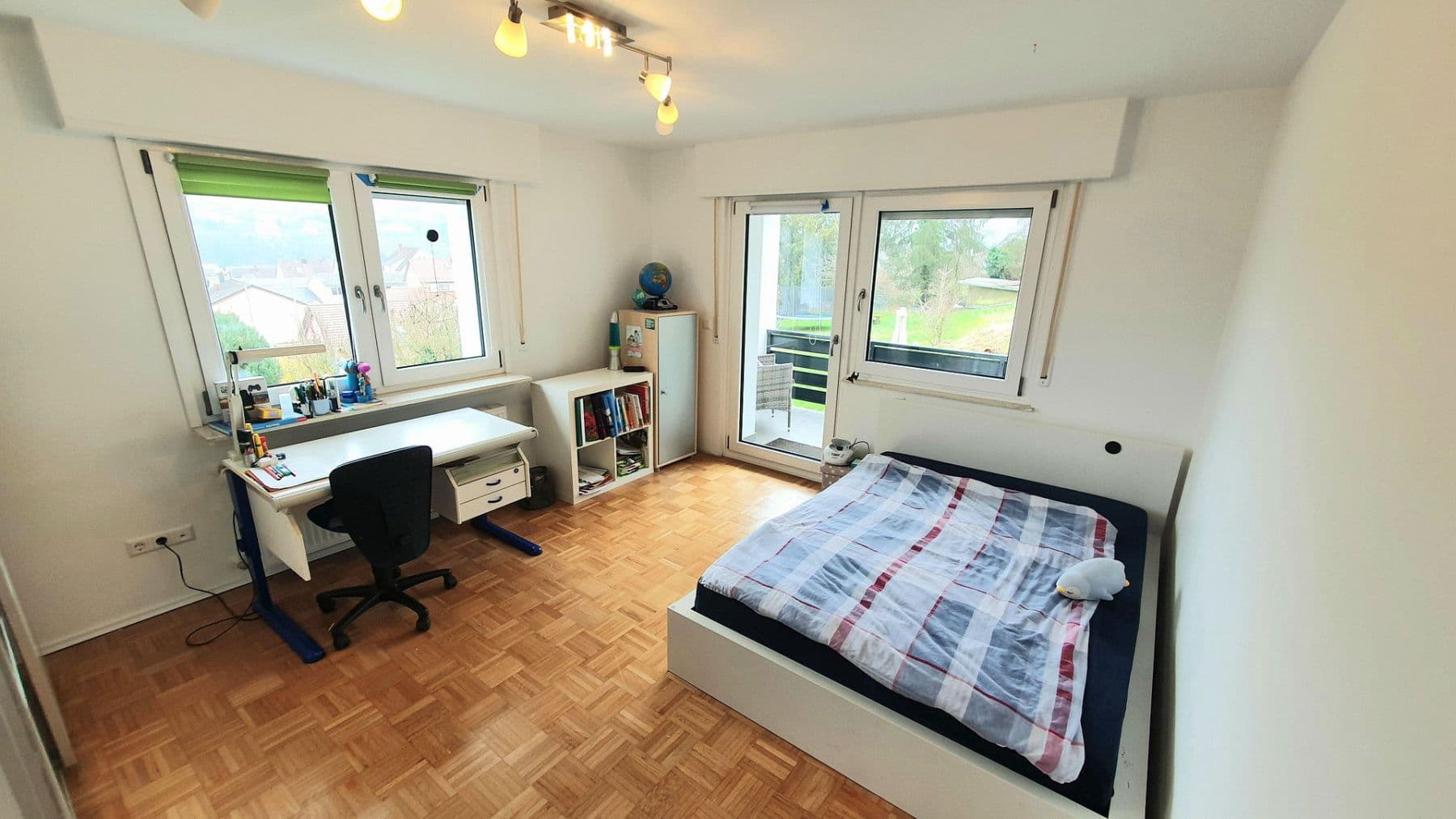 Predaj domu 292 m², pozemek 3.012 m², Herbolzheim, Bádensko-Wurttembersko Predaj domu 292 m², pozemek 3.012 m², Herbolzheim, Bádensko-Wurttembersko