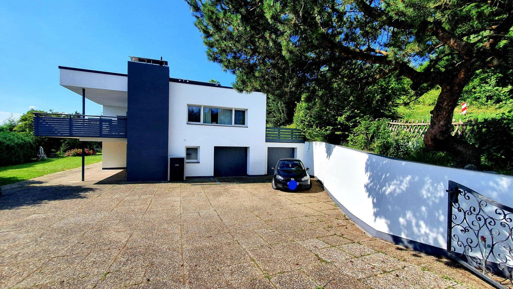 Predaj domu 292 m², pozemek 3.012 m², Herbolzheim, Bádensko-Wurttembersko Predaj domu 292 m², pozemek 3.012 m², Herbolzheim, Bádensko-Wurttembersko