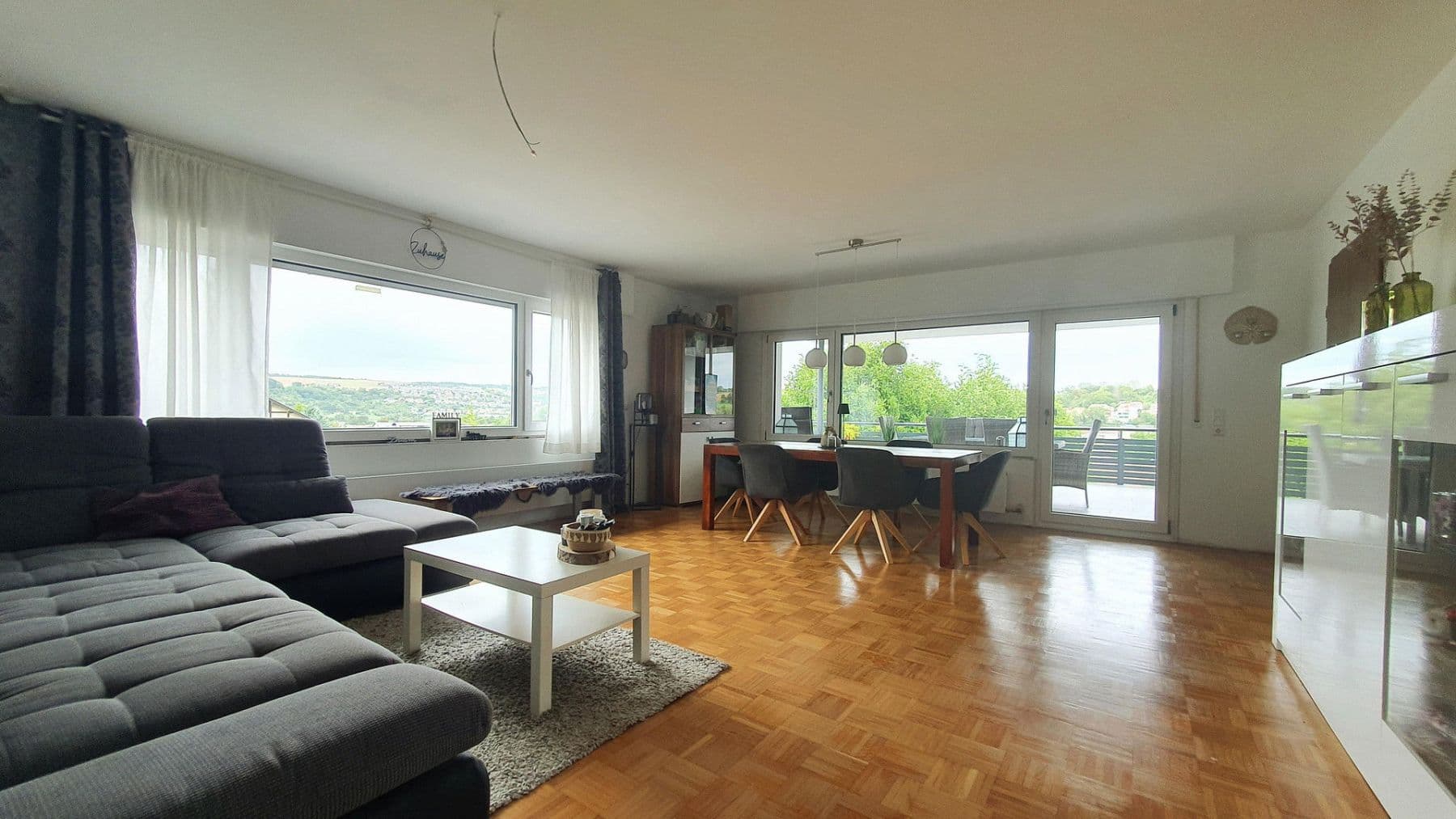 Predaj domu 292 m², pozemek 3.012 m², Herbolzheim, Bádensko-Wurttembersko Predaj domu 292 m², pozemek 3.012 m², Herbolzheim, Bádensko-Wurttembersko