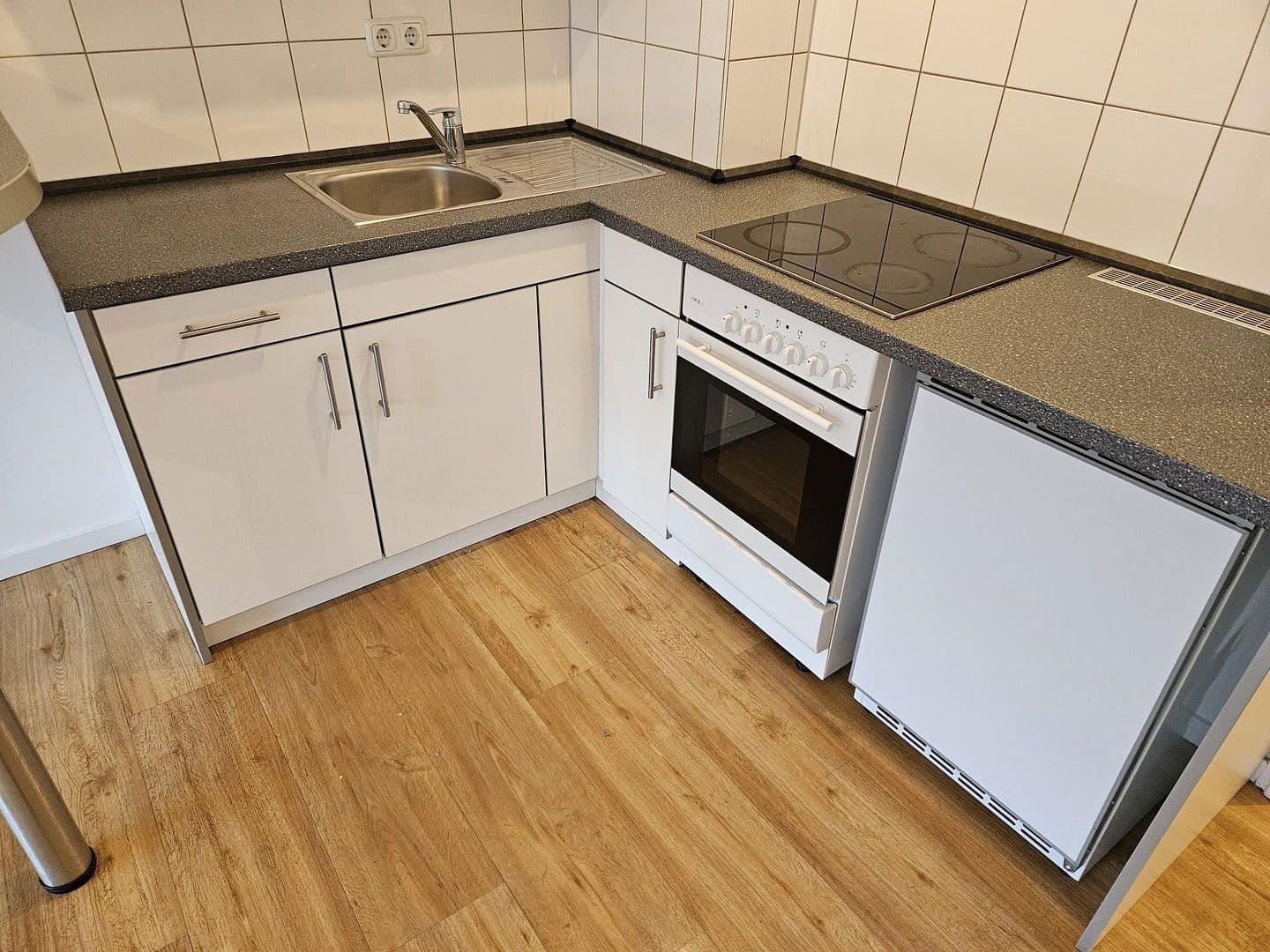 Prenájom bytu 1-izbový 31 m², Kidlerstraße 38, München, Bavorsko Prenájom bytu 1-izbový 31 m², Kidlerstraße 38, München, Bavorsko