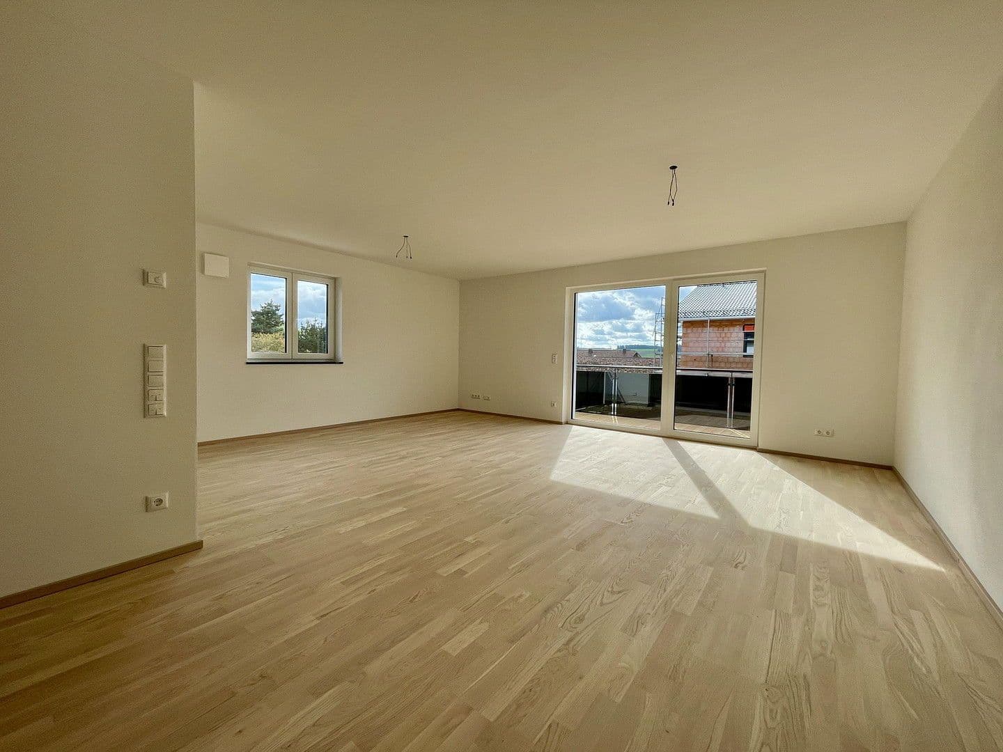 Prenájom bytu 3-izbový 89 m², Haupstraße 39, Unterdietfurt, Bavorsko Prenájom bytu 3-izbový 89 m², Haupstraße 39, Unterdietfurt, Bavorsko