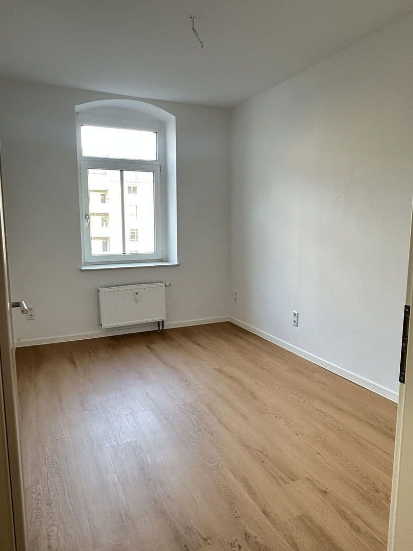 Prenájom bytu 3-izbový 69 m², Fritz-Matschke-Str. 12, Chemnitz, Sasko Prenájom bytu 3-izbový 69 m², Fritz-Matschke-Str. 12, Chemnitz, Sasko