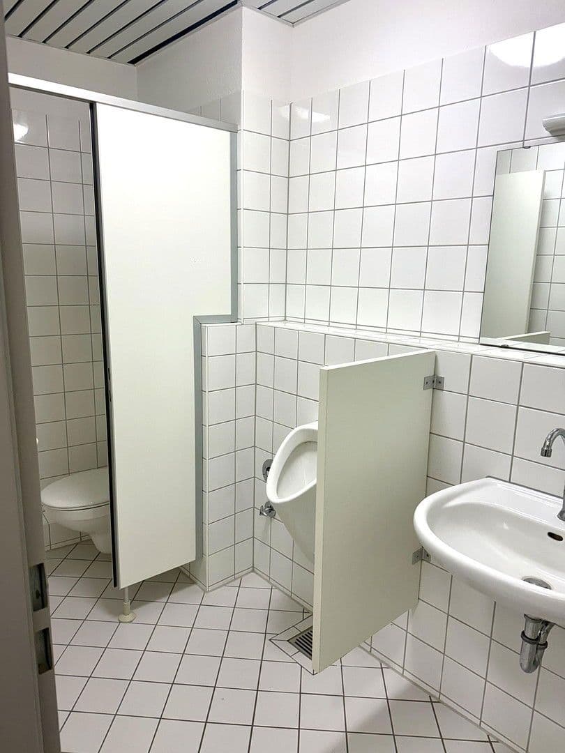 Prenájom kancelárie 60 m², Am Markt 2, Schwerin, Meklenbursko-Predpomoransko Prenájom kancelárie 60 m², Am Markt 2, Schwerin, Meklenbursko-Predpomoransko