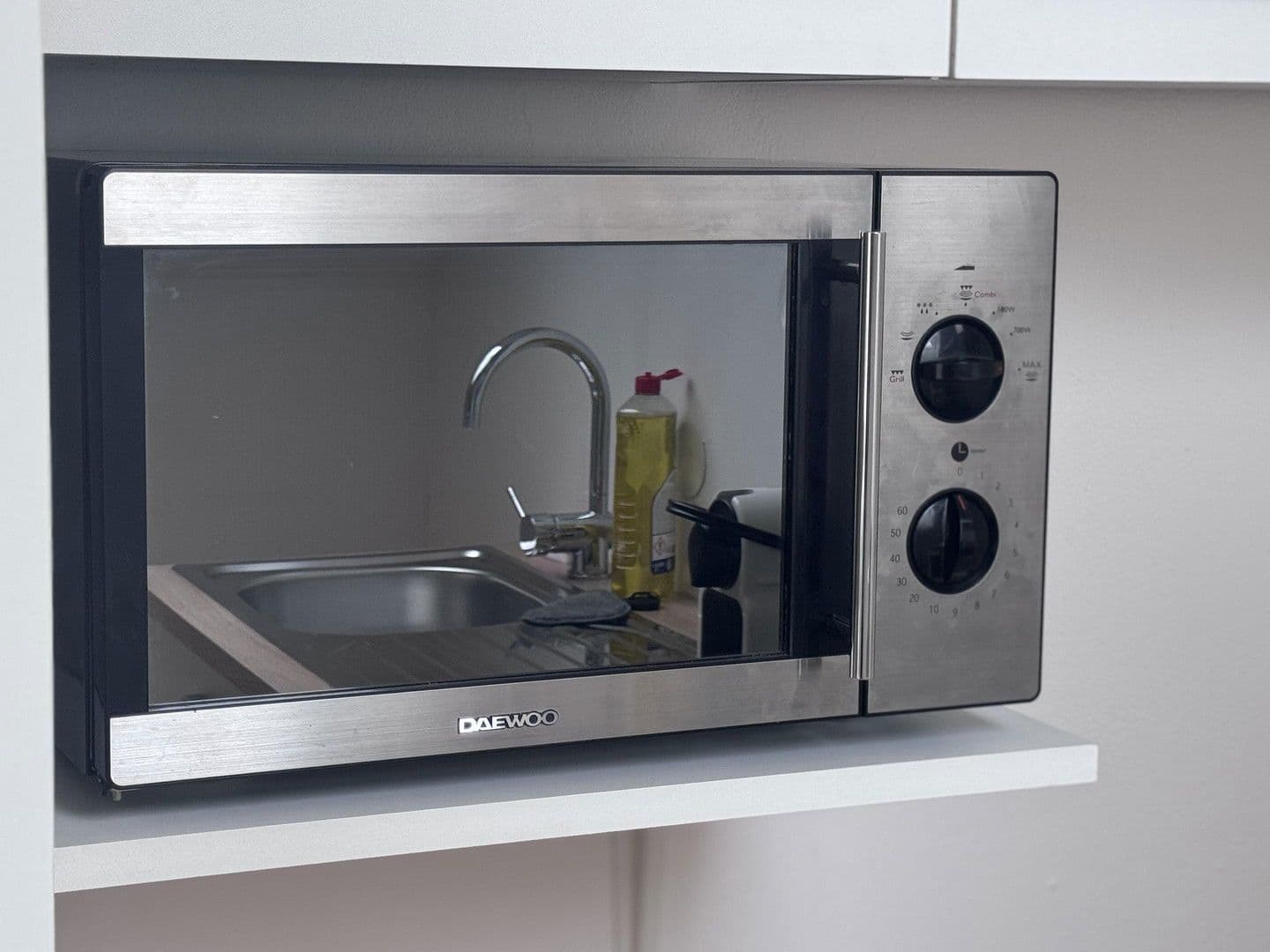 Prenájom bytu 3-izbový 70 m², Starhembergstraße 11, Linz, Horné Rakúsko Prenájom bytu 3-izbový 70 m², Starhembergstraße 11, Linz, Horné Rakúsko